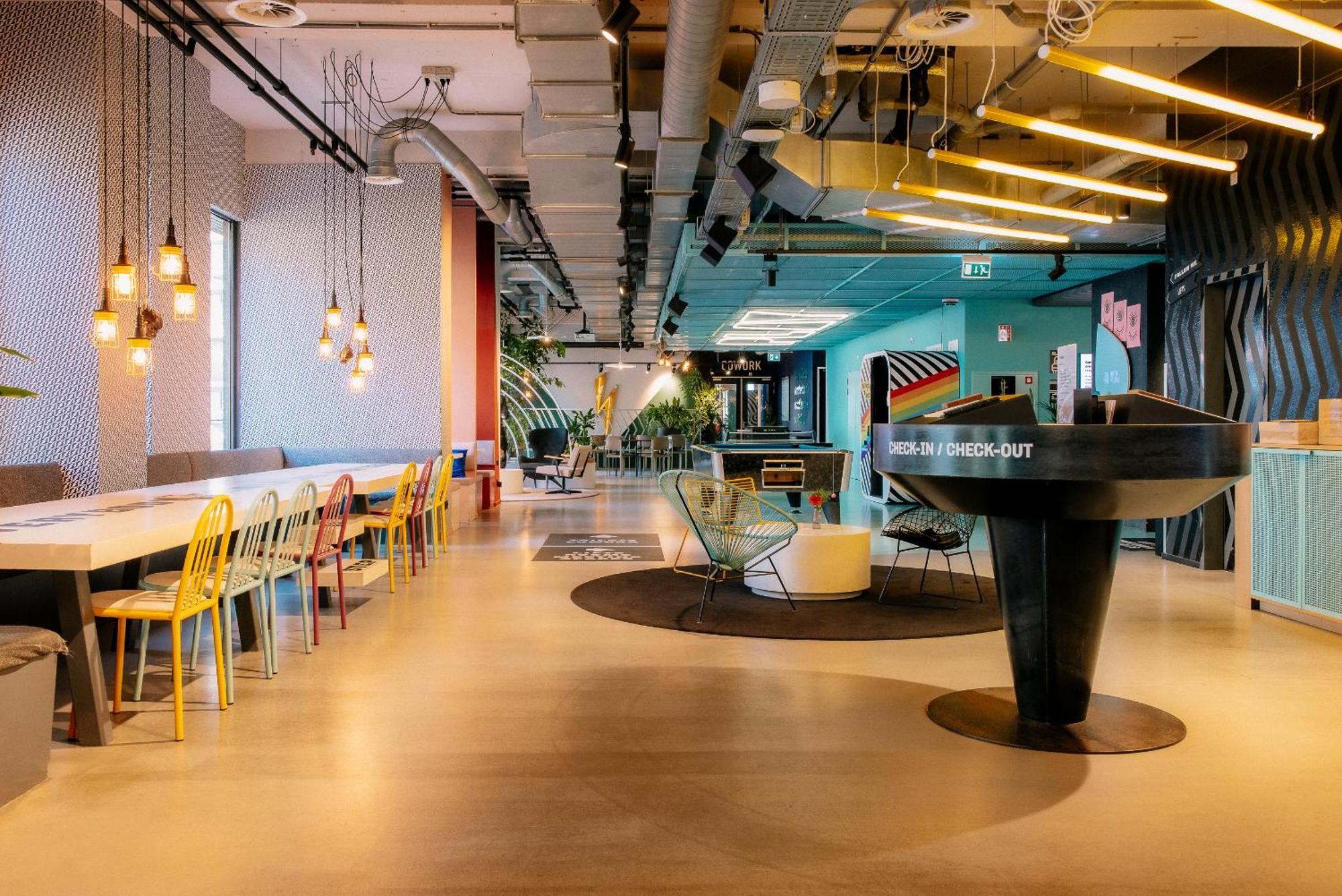 The Social Hub Amsterdam West 4 Star Ξενοδοχείο Εξωτερικό φωτογραφία